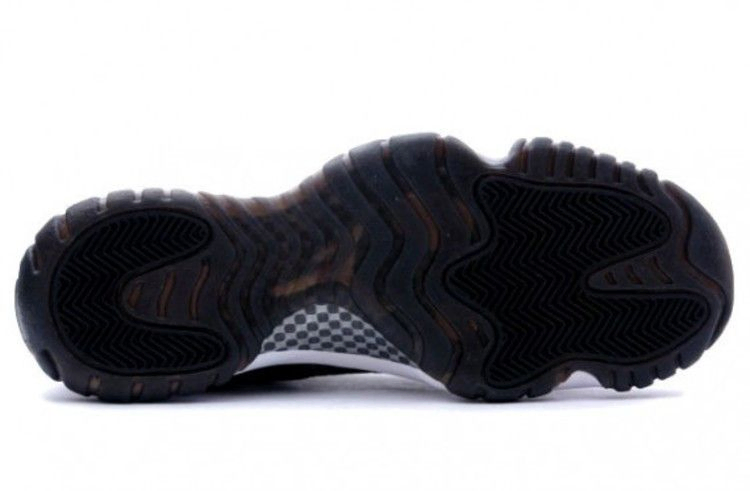 Кроссовки Air Jordan 11 Retro Low IE 'Black Charcoal Red' 2003