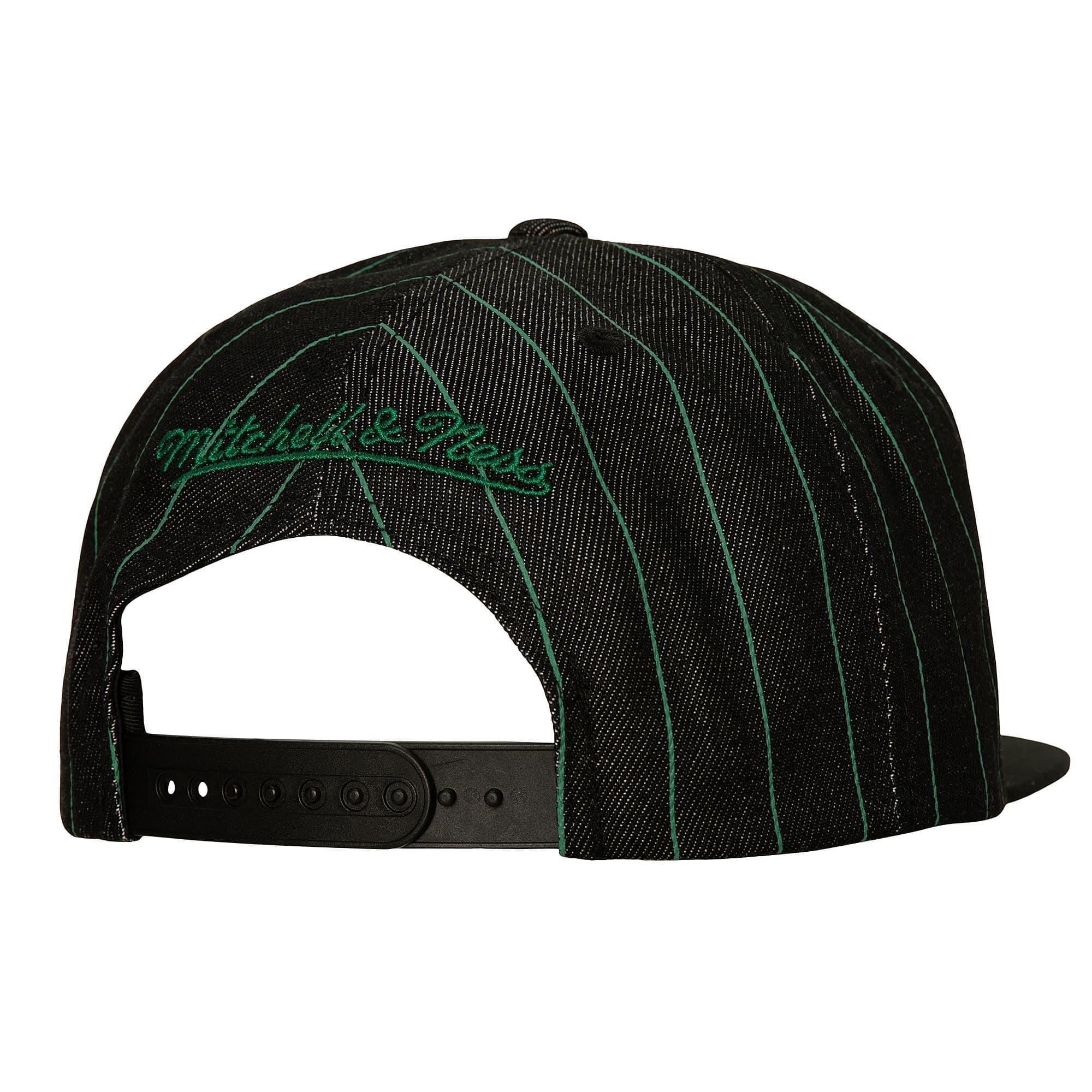 Mitchell-Ness-Dem-Stripes-Snapback-Boston-Celtics-Hat-1