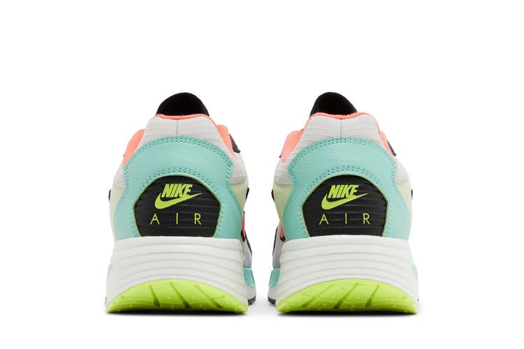air-max-solo-hot-punch-fz4136-001_05
