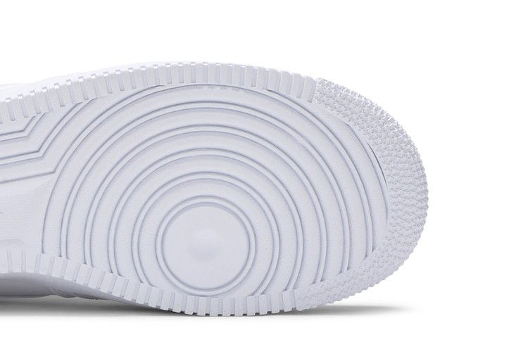 Кроссовки Nike Air Force 1 '07 LV8 'Misplaced Swoosh - Triple White'