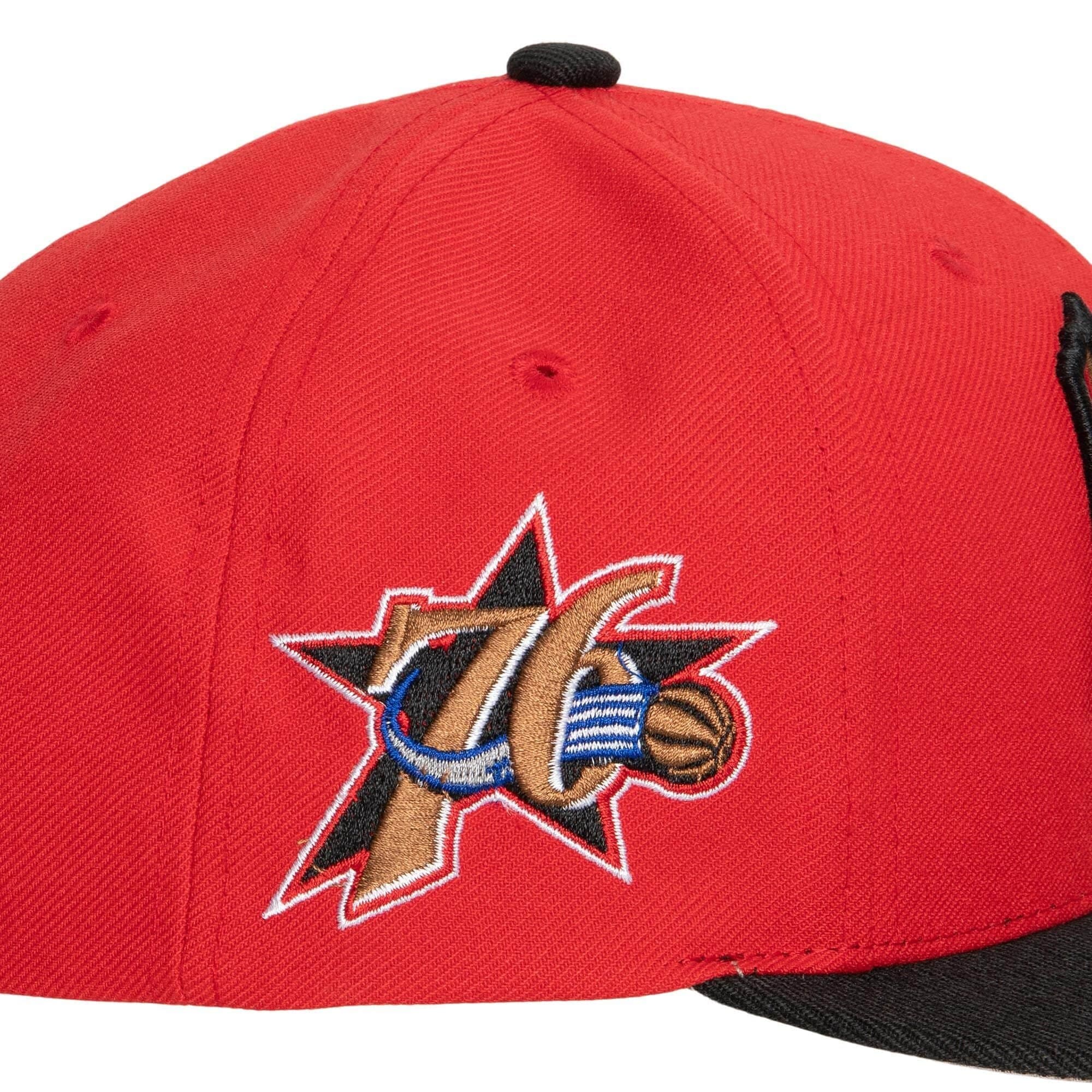 Бейсболка Mitchell & Ness Team Insider Snapback HWC Philadelphia 76ers