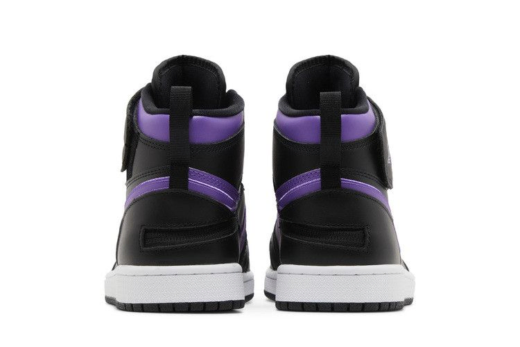 Кроссовки Air Jordan 1 High FlyEase 'Wild Berry'