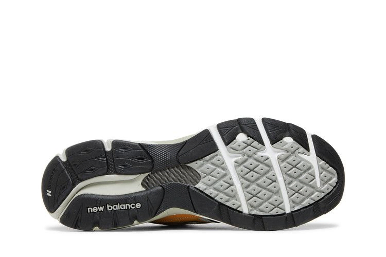 Кроссовки New Balance 920 Made in England 'Mustard Yellow'