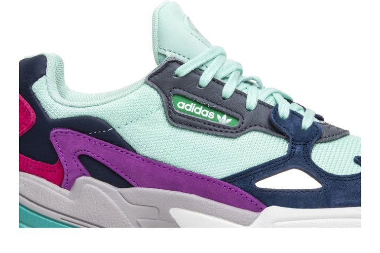 wmns-falcon-bb9175_01