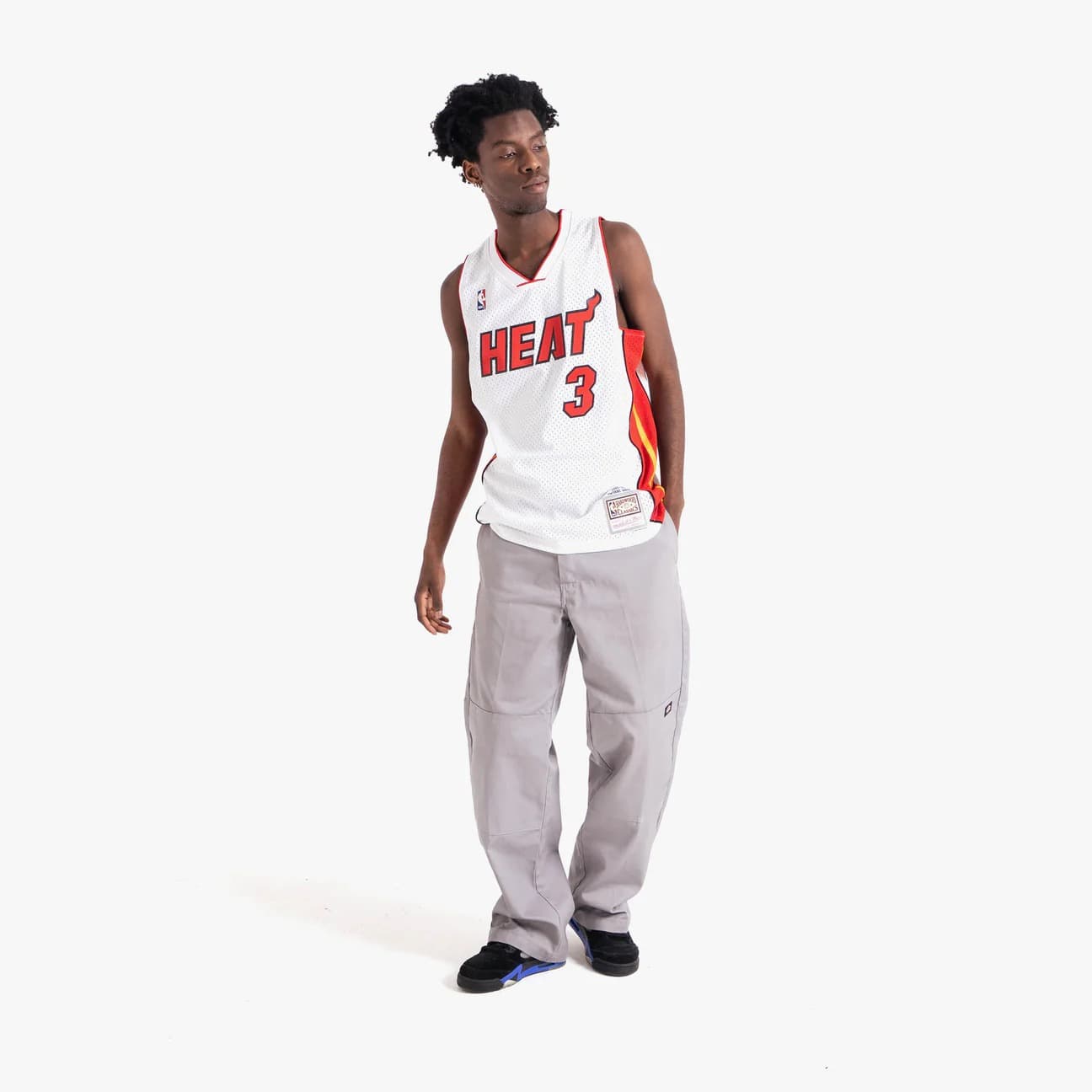 Баскетбольная джерси 2005-06 Miami Heat Dwyane Wade #3 Swingman Hardwood Classic White Jersey