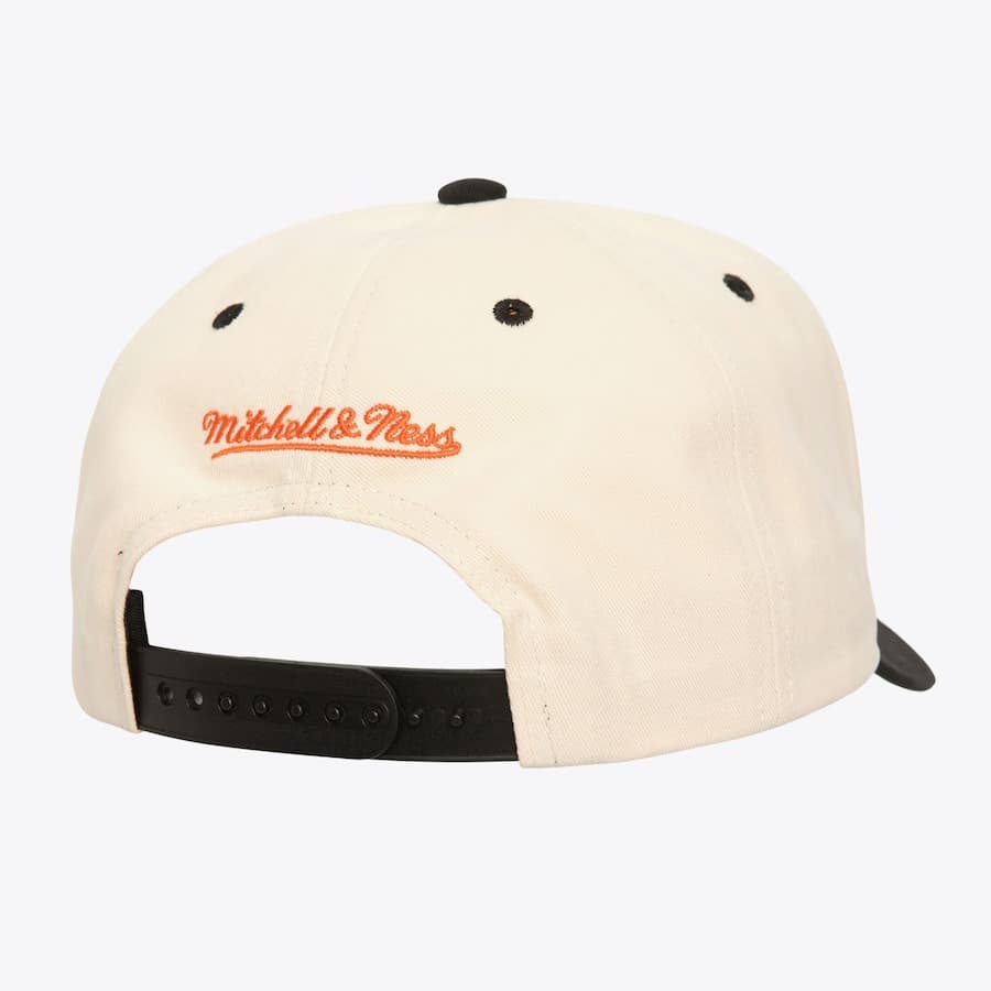 Mitchell-Ness-Cream-San-Francisco-Giants-Horizon-Pro-Crown-Snapback-Hat-1