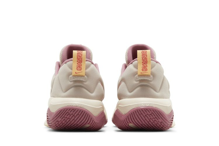 Кроссовки Nike Giannis Immortality 3 'Fossil Stone Celestial Gold'