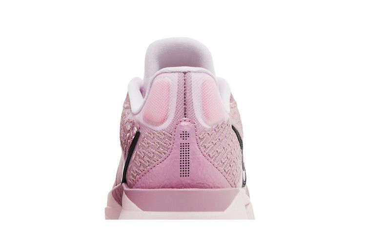 Кроссовки Nike Wmns Sabrina 2 'Triple Double'