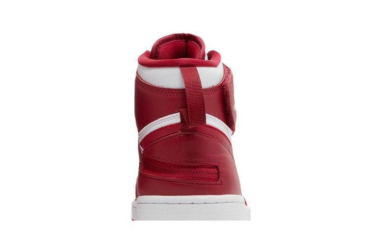Кроссовки Air Jordan 1 High FlyEase 'Cardinal Red'