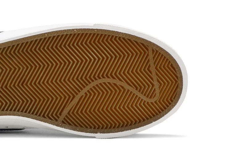 Кроссовки Polar Skate Co x Nike Blazer Low SB QS 'Summit White Deep Royal'