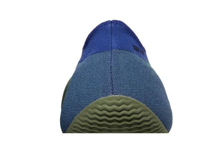 Krossovki-adidas-Yeezy-Knit-Runner-Faded-Azure-6