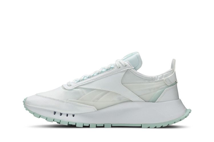hot-ones-x-classic-leather-legacy-icy-gv7092_02