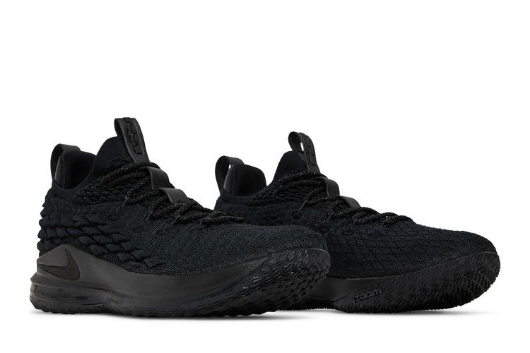 lebron-15-low-triple-black-ao1755-004_07