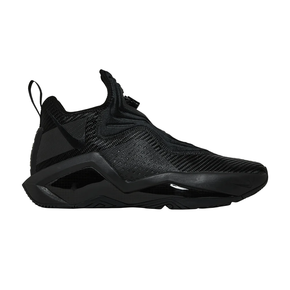 Кроссовки Nike LeBron Soldier 14 'Black'