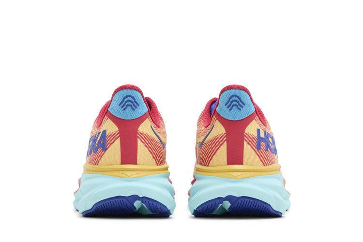 Кроссовки HOKA Clifton 9 'Cerise Cloudless'