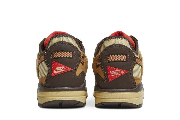 Krossovki-Travis-Scott-x-Nike-Air-Max-1-Baroque-Brown-5