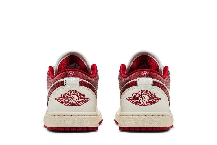 Кроссовки Wmns Air Jordan 1 Low 'Ruby'