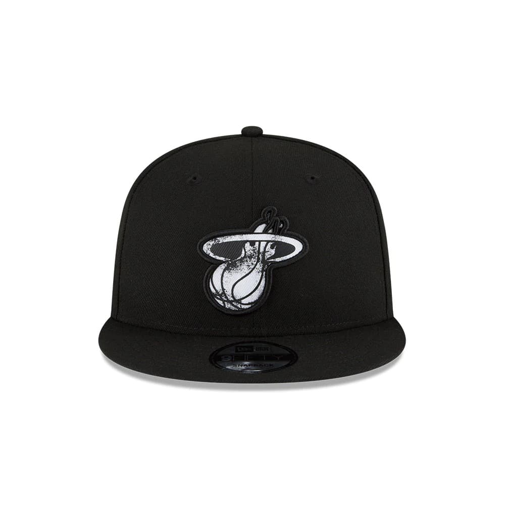 New-Era-Miami-Heat-9FIFTY-Alternate-2024-City-Edition-NBA-Snapback-Hat-3