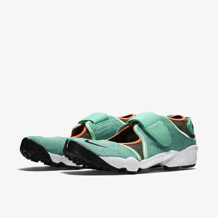 Nike-Air-Rift-1