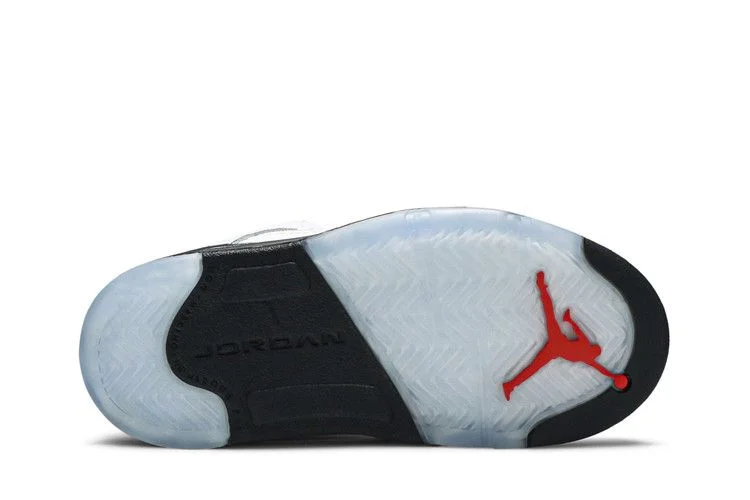 Krossovki-Air-Jordan-5-Retro-TD-White-Fire-Red-2020-3