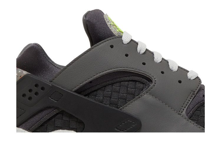 Кроссовки Nike Air Huarache Crater Premium 'Dark Smoke Grey'
