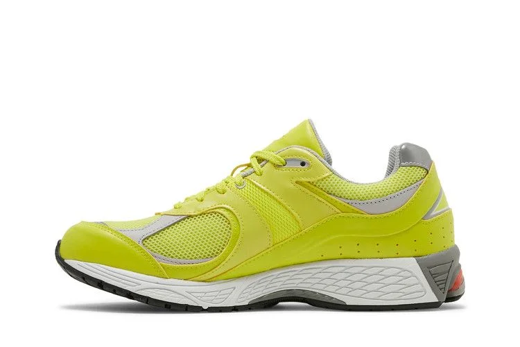 Кроссовки New Balance 2002R 'Sulpher Yellow'