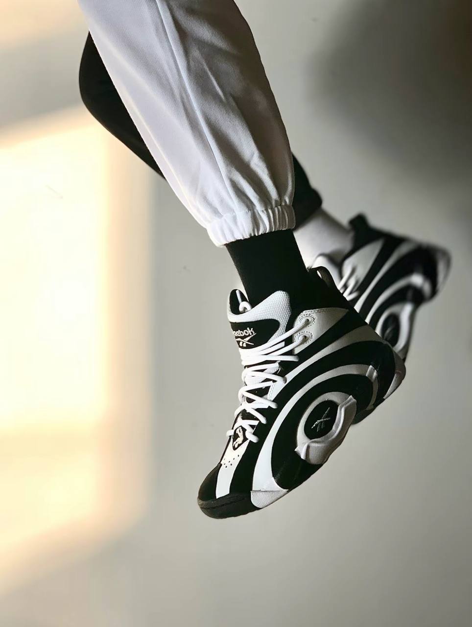 Кроссовки Reebok Shaqnosis Black White 2020