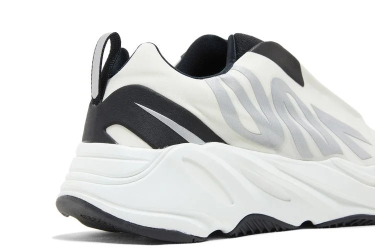 Krossovki-adidas-Mens-Yeezy-Boost-700-MNVN-Laceless-Analog-9