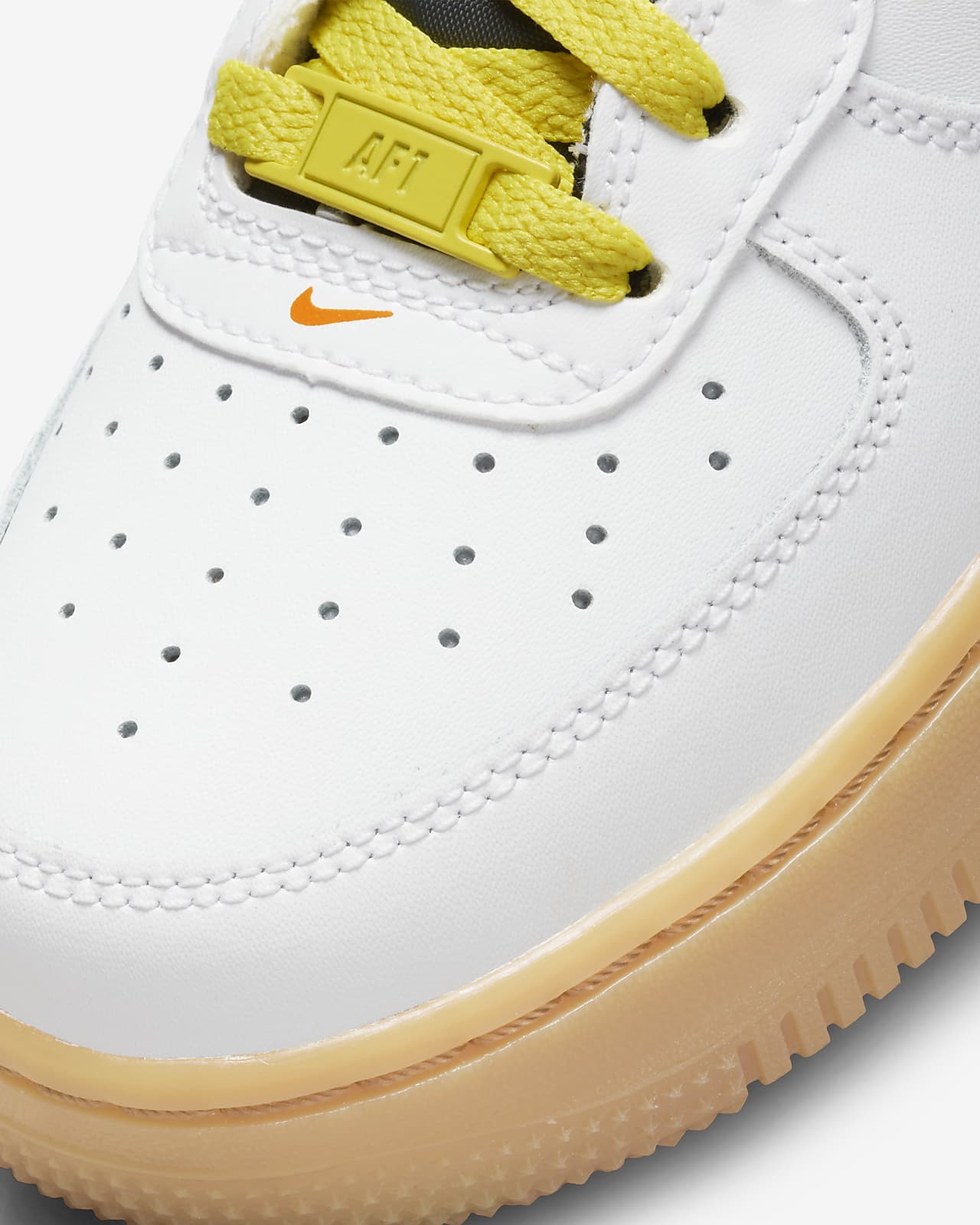 Кроссовки Nike Air Force 1 LV8 PS 'Go The Extra Smile'