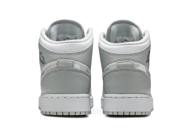 air-jordan-1-mid-se-gs-swoosh-logo-grey-camo-dd3235-100_05