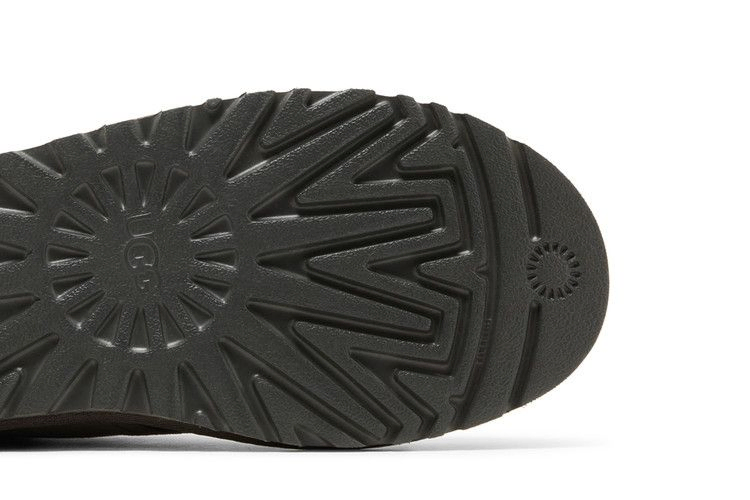 UGG Neumel Boot 'Charcoal'