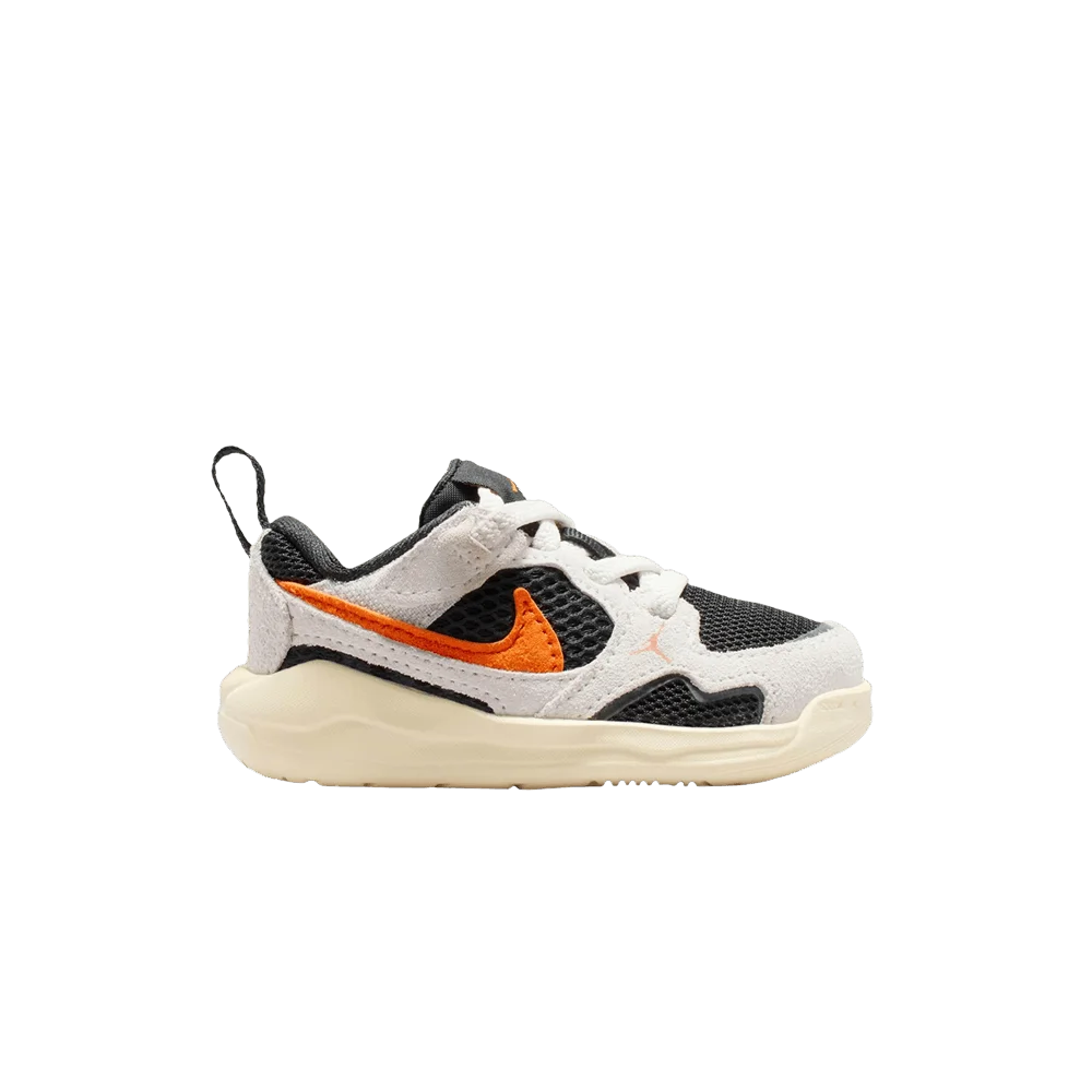 Krossovki-Air-Jordan-CMFT-Era-TD-Black-Starfish