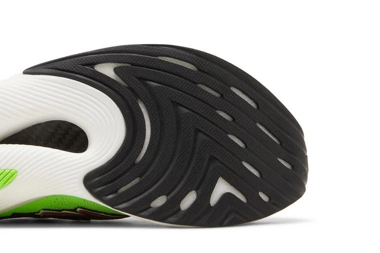 Кроссовки Stone Island x Tokyo Design Studio x New Balance FuelCell RC Elite v2 'Energy Lime'