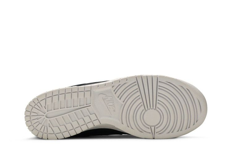 dunk-low-904234-003_03