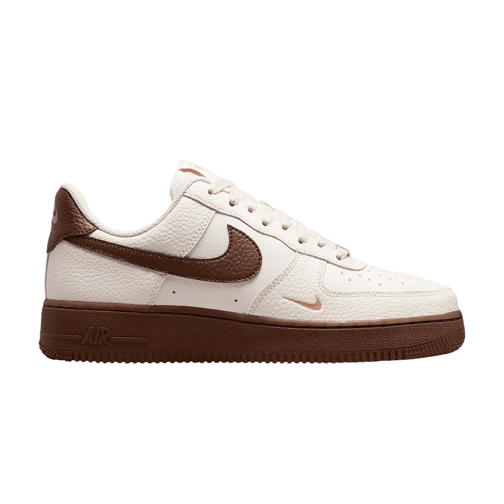 Krossovki-Nike-Wmns-Air-Force-1-07-Sail-Fauna-Brown