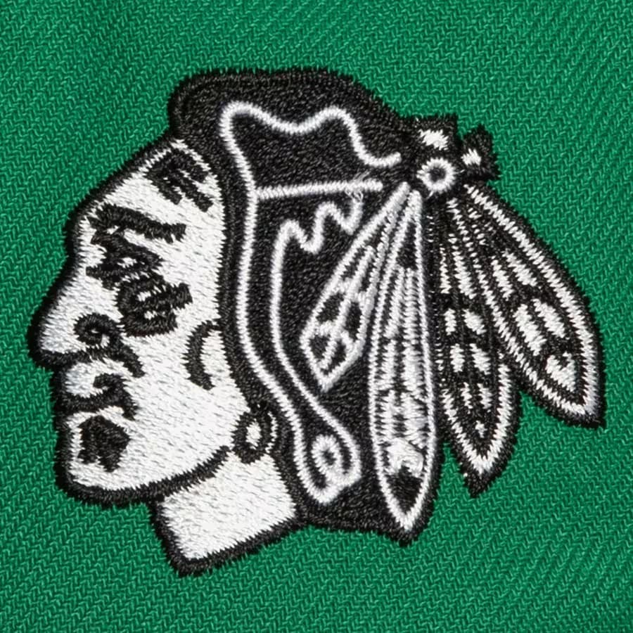 Бейсболка Mitchell & Ness Green Chicago Blackhawks Alternate Flip Snapback Hat