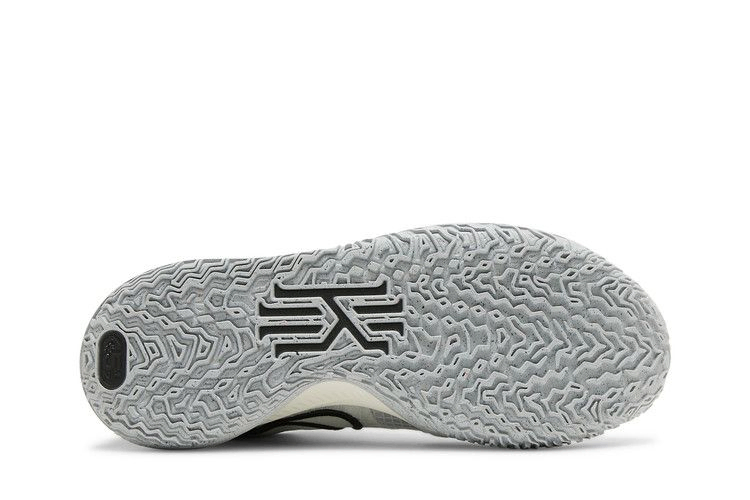 kyrie-low-4-grey-fog-sapphire-cw3985-004_03
