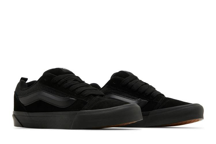 knu-skool-triple-black-vn0009qcbka_07