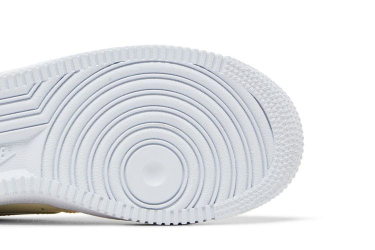 air-force-1-gs-pale-ivory-sea-glass-ct3839-110_04