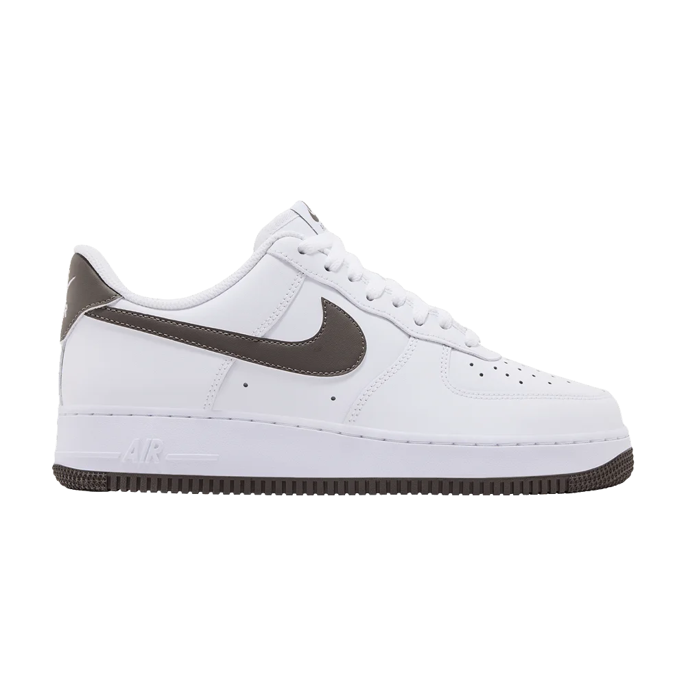 Krossovki-Nike-Air-Force-1-White-Cavestone