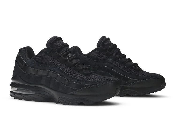 Krossovki-Nike-Air-Max-95-GS-Triple-Black-7