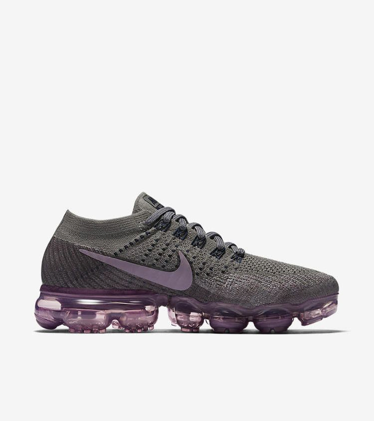 nikelab-wmns-air-vapormax-tea-berry-899472-400_02