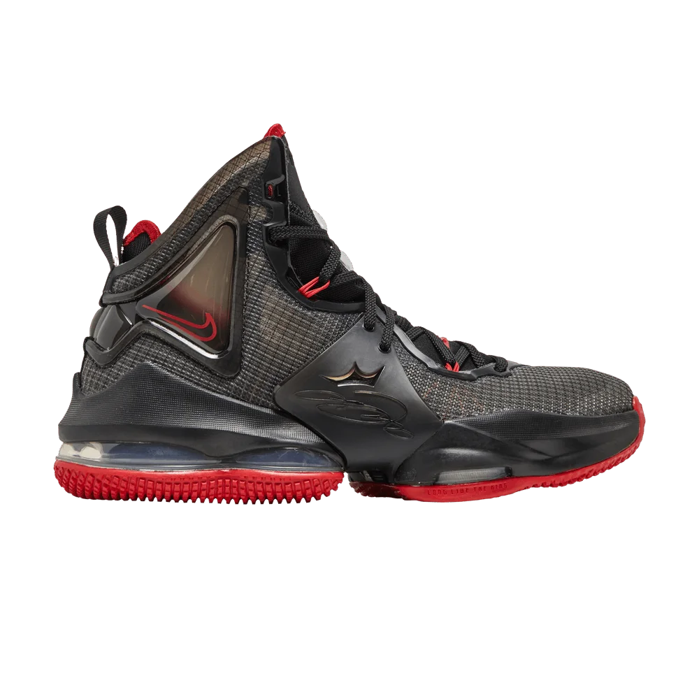 Krossovki-Nike-LeBron-19-GS-Bred