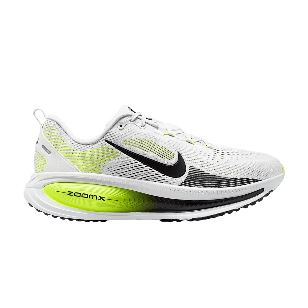 Кроссовки Nike Vomero 18 'Photon Dust Volt Black'