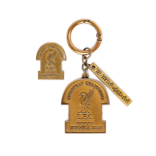 Liverpol-FC-Istanbul-2005-Badge-Keyring-Set