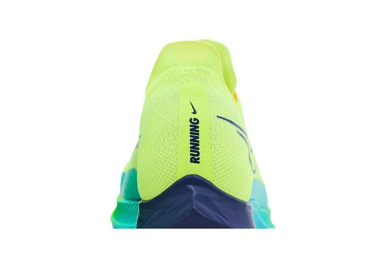 Кроссовки Nike ZoomX Streakfly 'Fast Pack'