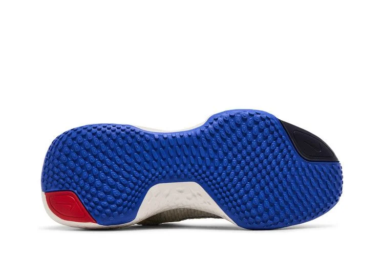 Krossovki-Nike-Wmns-ZoomX-Invincible-Run-Flyknit-2-Mismatch-3