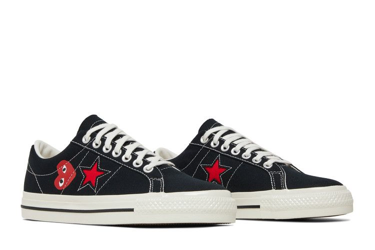 comme-des-garcons-play-x-one-star-black-white-a01791c_07