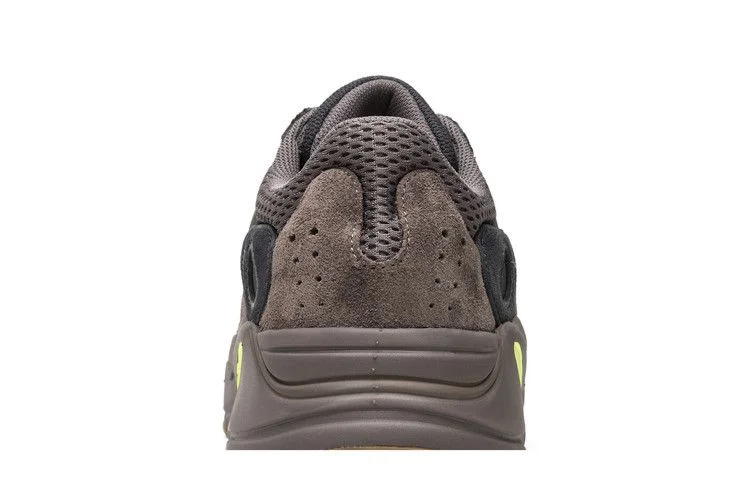 Krossovki-adidas-Yeezy-Boost-700-Mauve-6