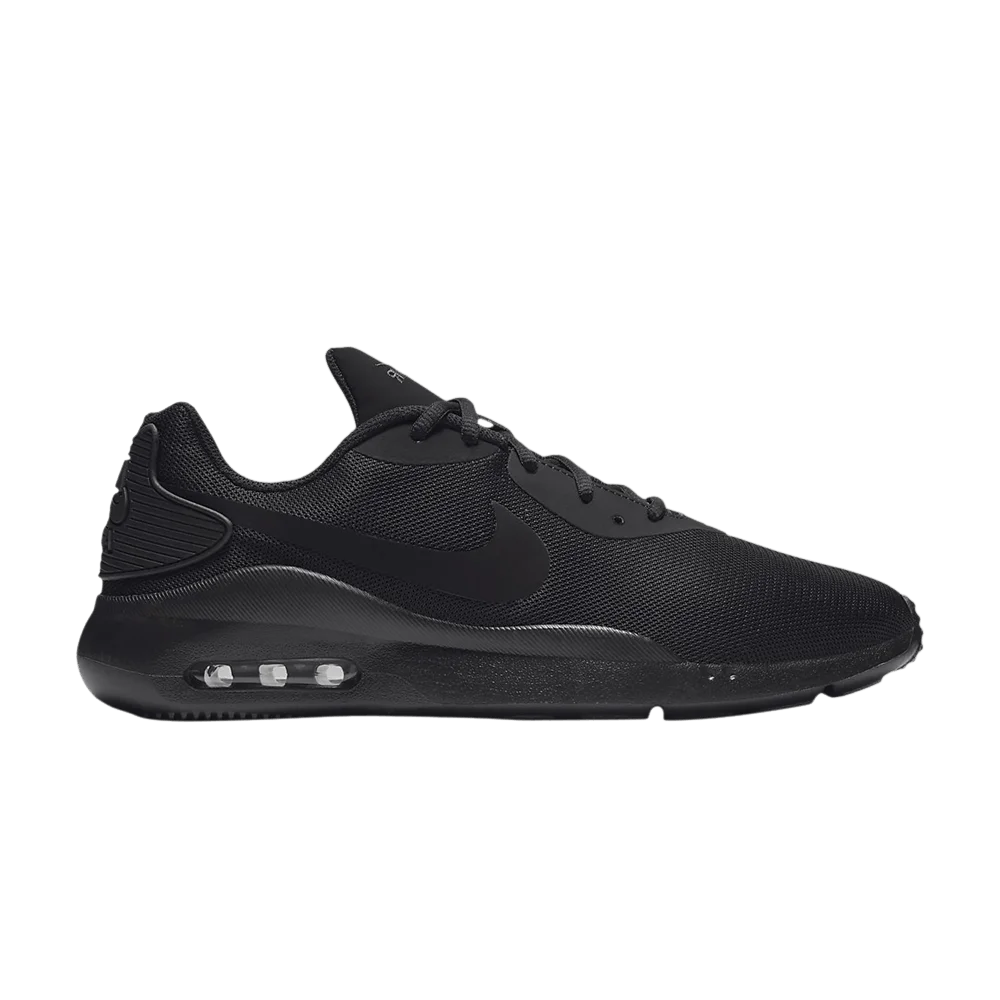 Krossovki-Nike-Air-Max-Oketo-4E-Wide-Black